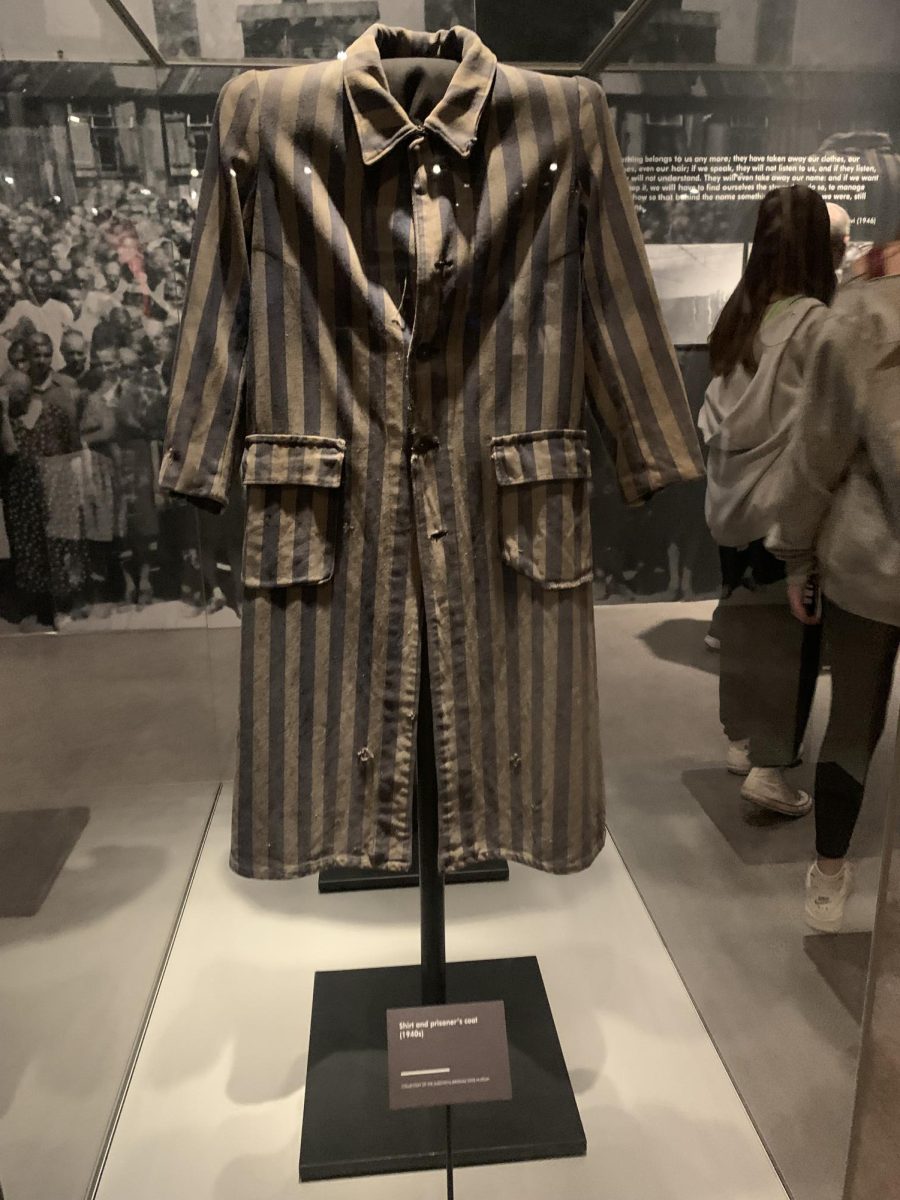 Shirt+and+prisoners+coat+taken+from+Auschwitz.