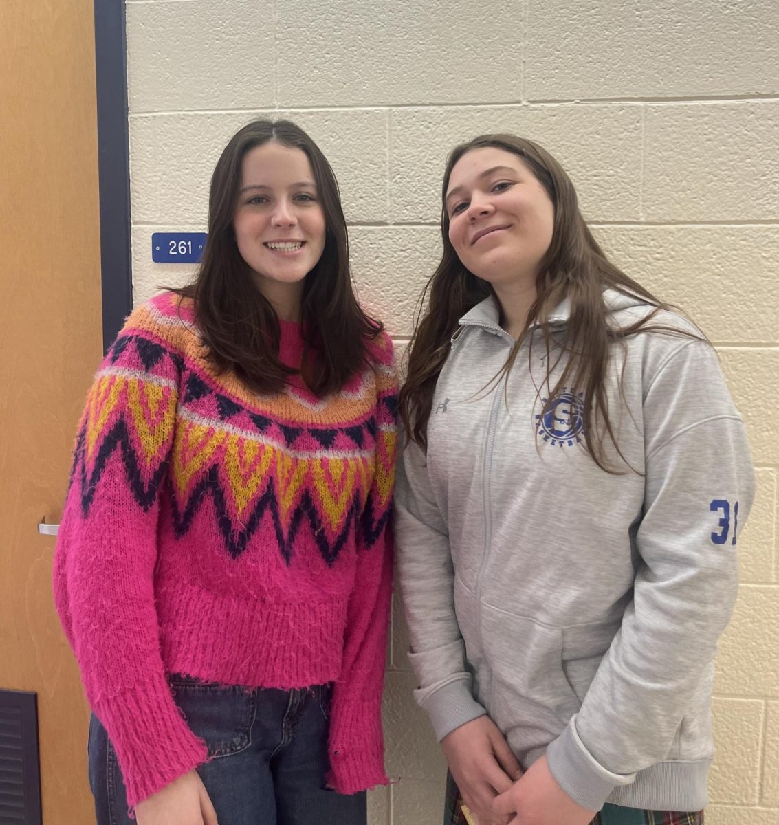 SHS juniors Nora Finkle (left) and Riley Guterl (right) 